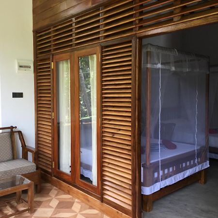 Gold Ocean House Apartment Dikwella Bagian luar foto