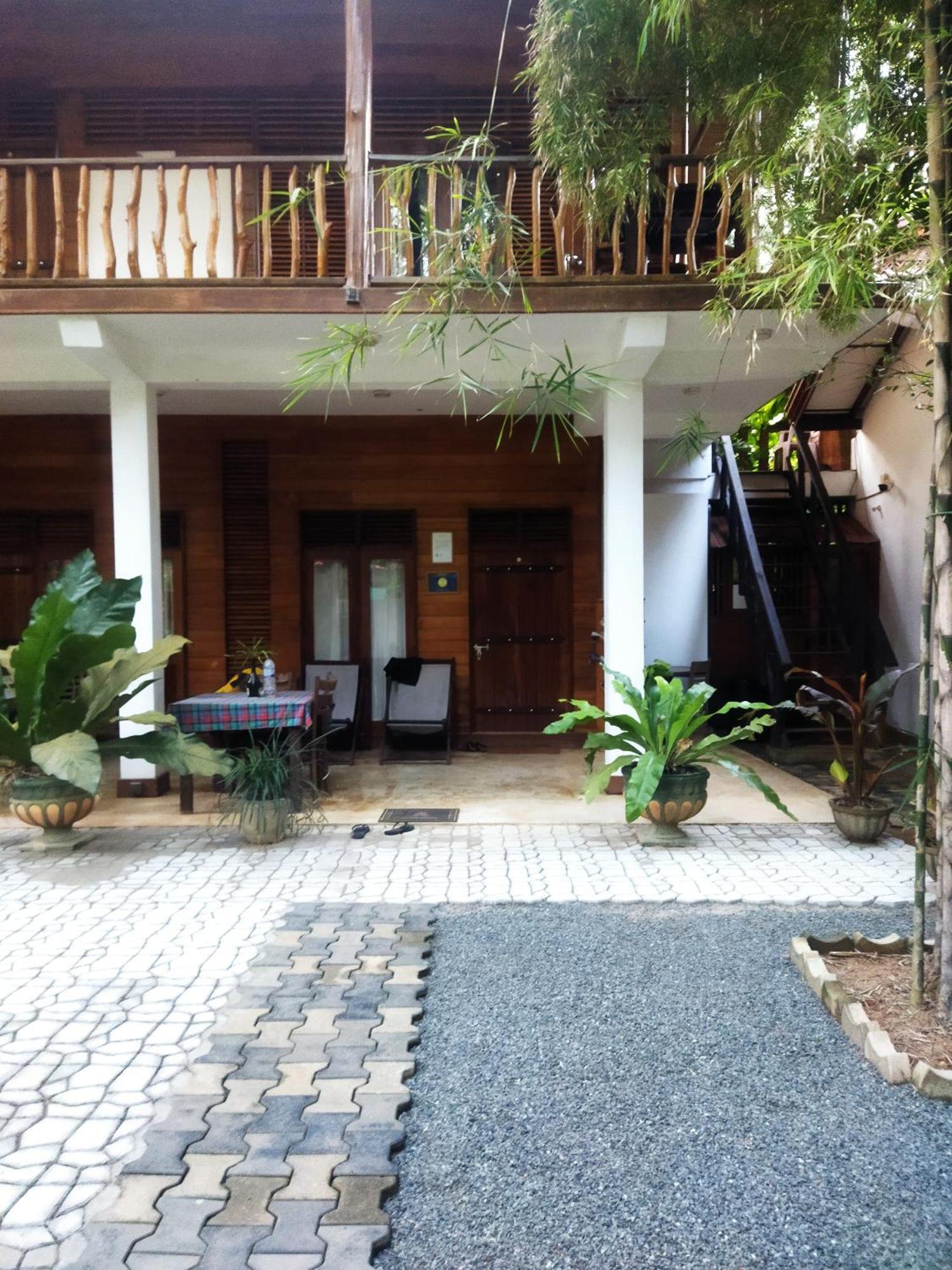 Gold Ocean House Apartment Dikwella Bagian luar foto