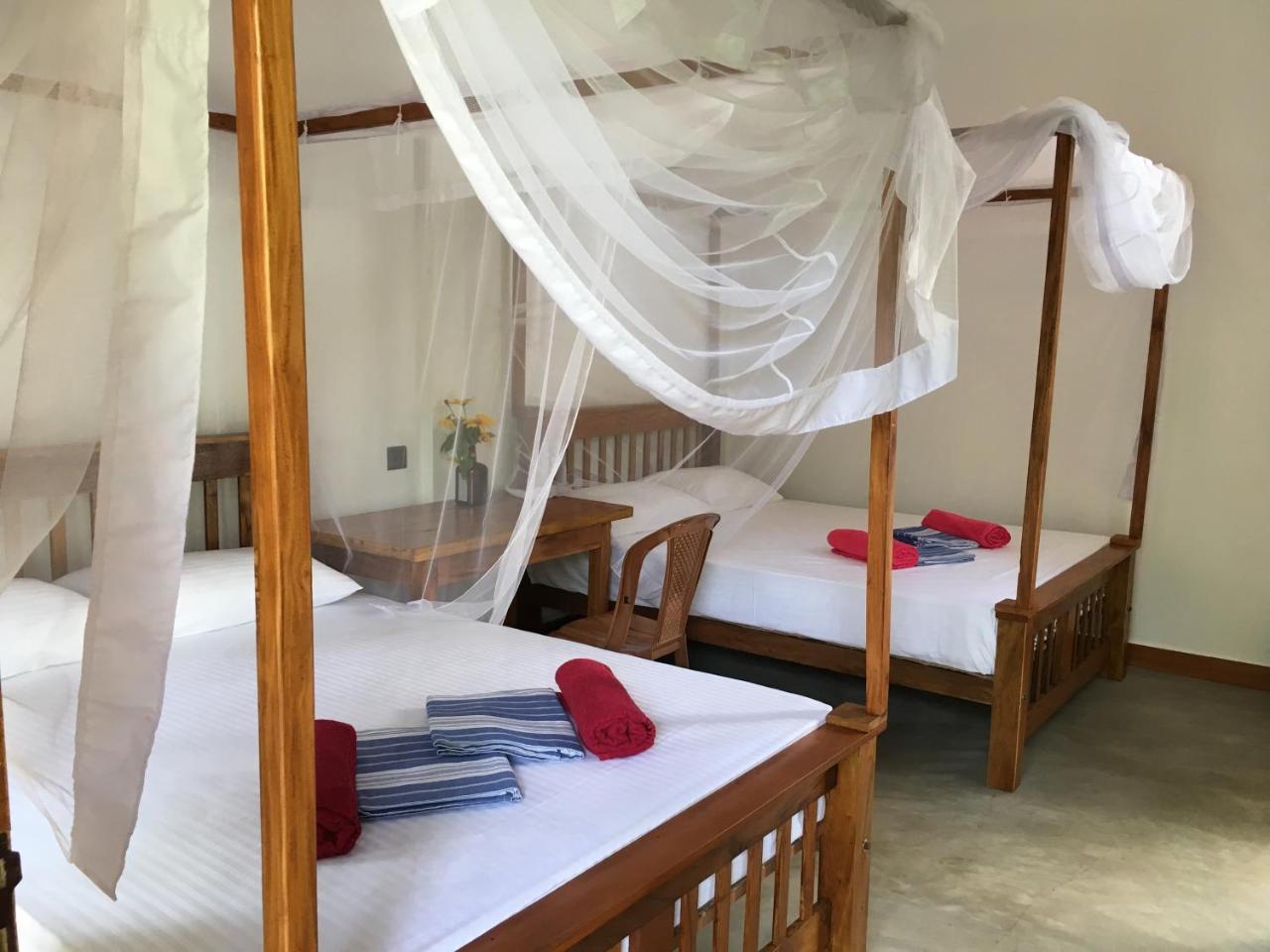 Gold Ocean House Apartment Dikwella Bagian luar foto