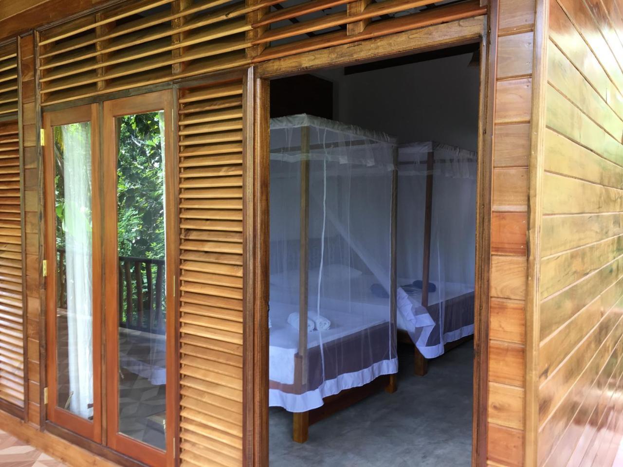 Gold Ocean House Apartment Dikwella Bagian luar foto
