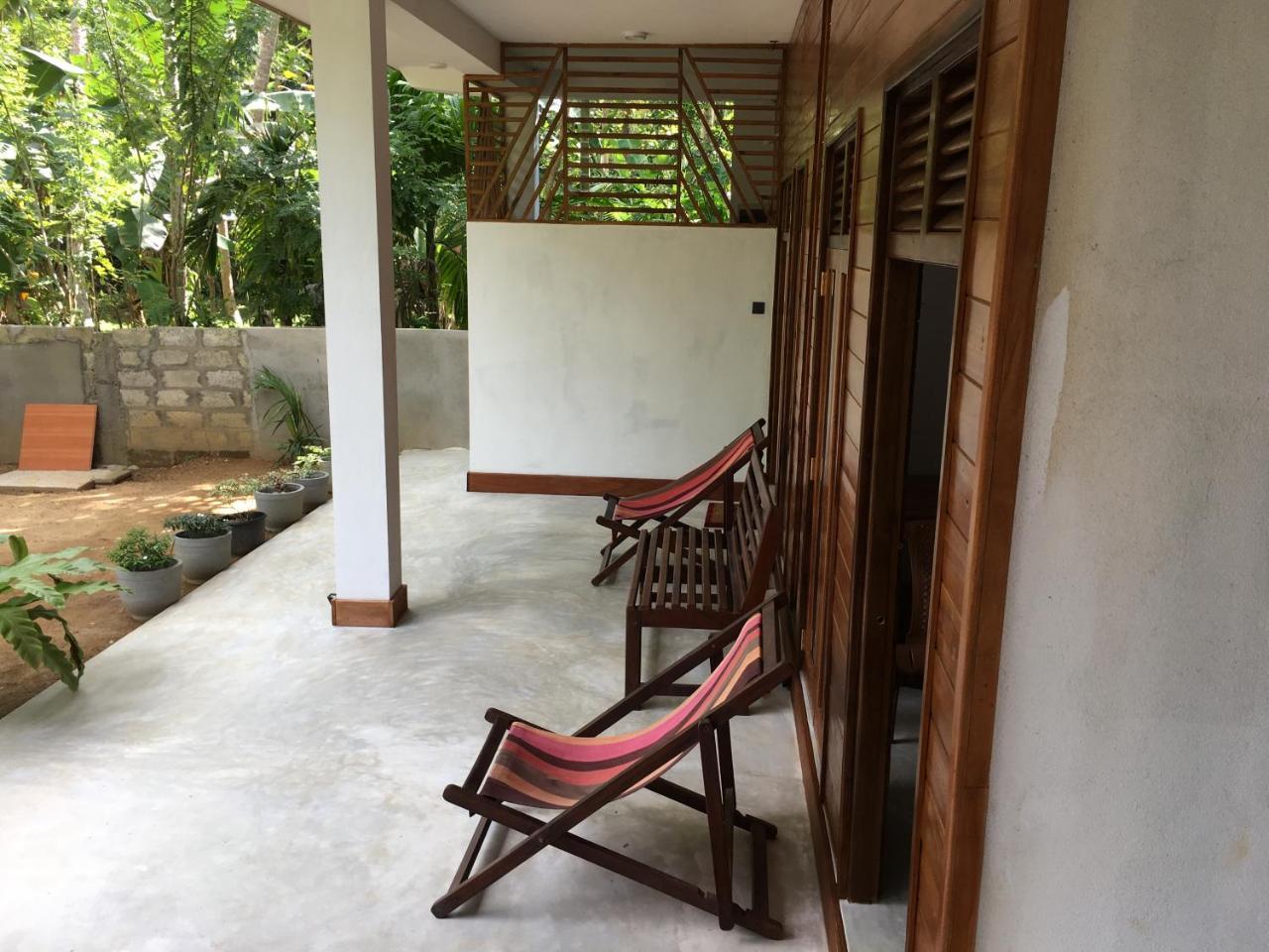 Gold Ocean House Apartment Dikwella Bagian luar foto